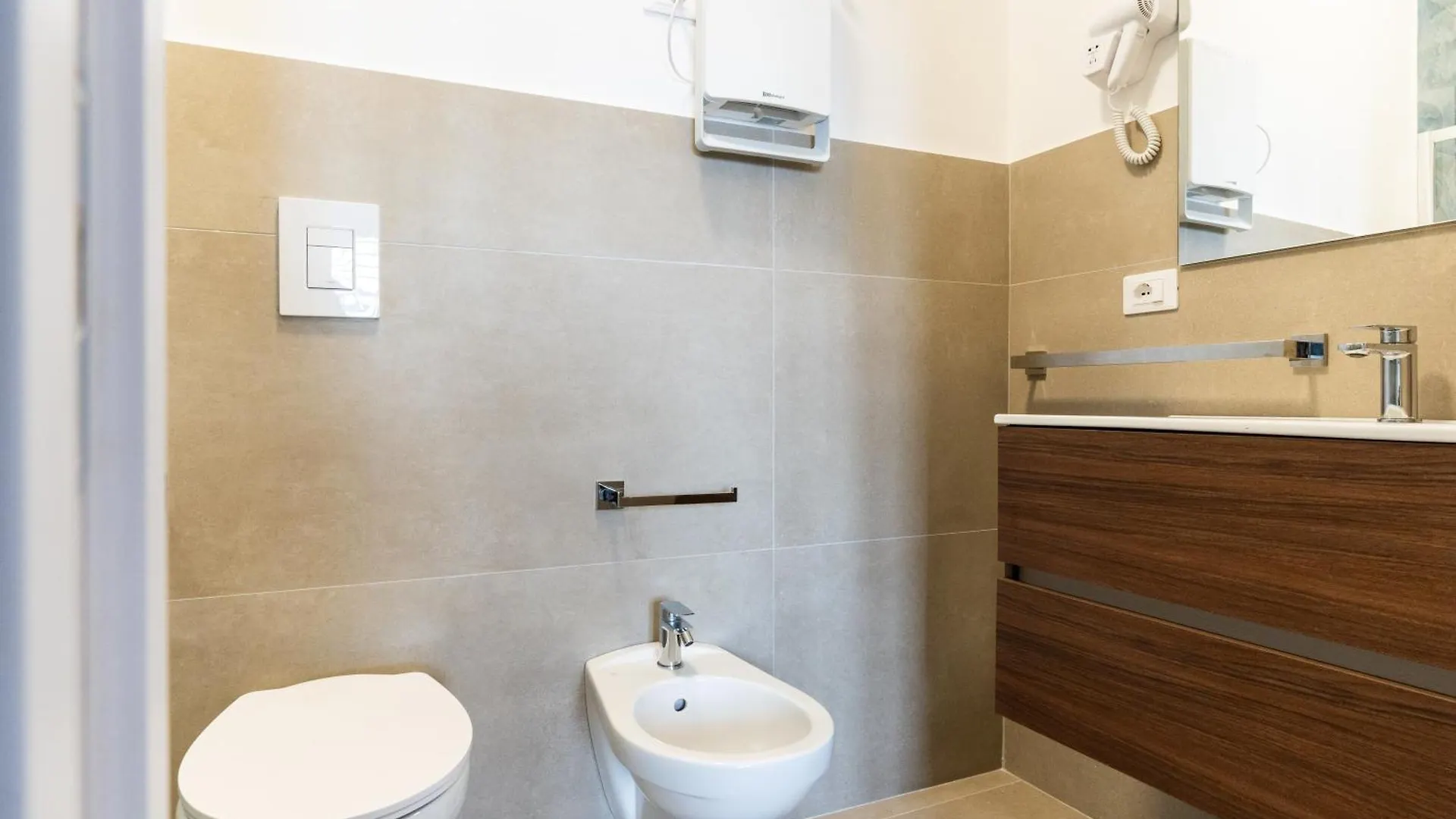 Barirooms - Crisanzio Suites Bari